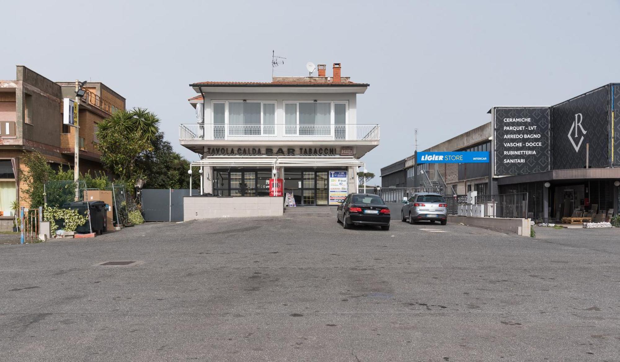Travelershome Ciampino Airport Guesthouse 600M To Airport ภายนอก รูปภาพ