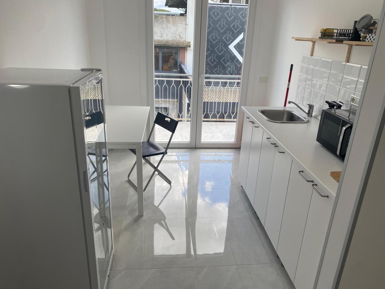 Travelershome Ciampino Airport Guesthouse 600M To Airport ภายนอก รูปภาพ